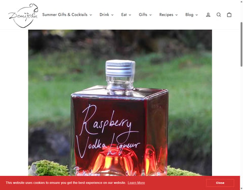 Preview Cube Of Raspberry Vodka Liqueur
